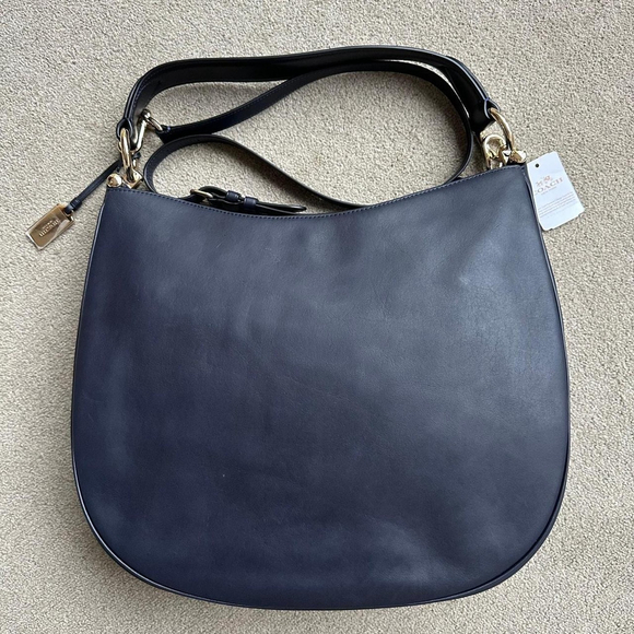 Navy Blue Coach Nomad Crossbody Shoulder Bag - Picture 2 of 8